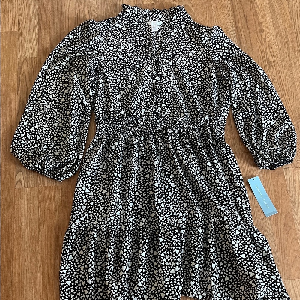 London Times Heart Pattern Dress in Black and White